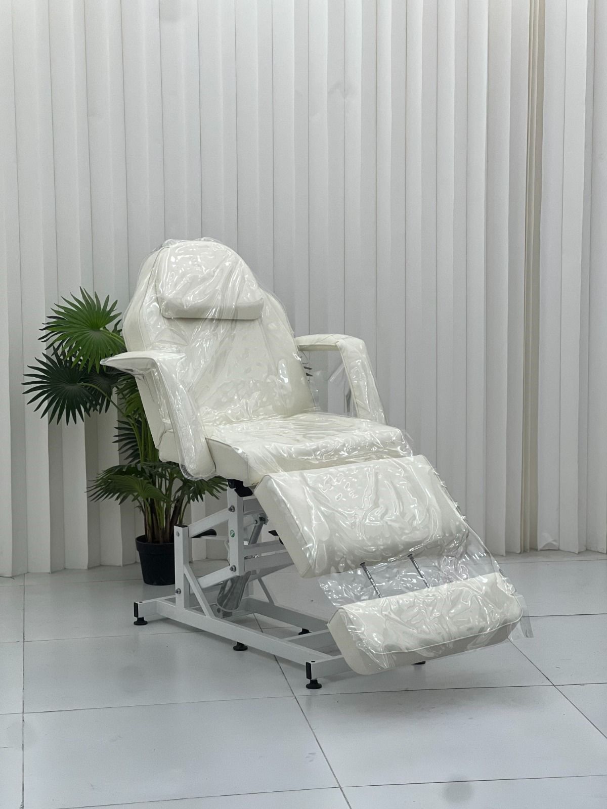 Beauty Plus Durable Plastic Bed Protector