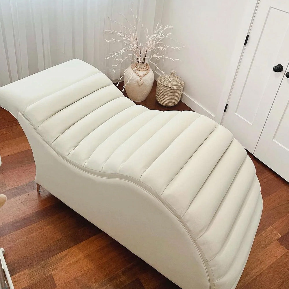 Edda Cloud® Ergonomic Salon Bed